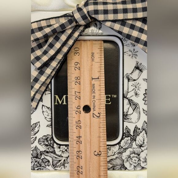 NIB - Mud Pie Toile Floral 2x3 Picture Frame - Picture 7 of 11